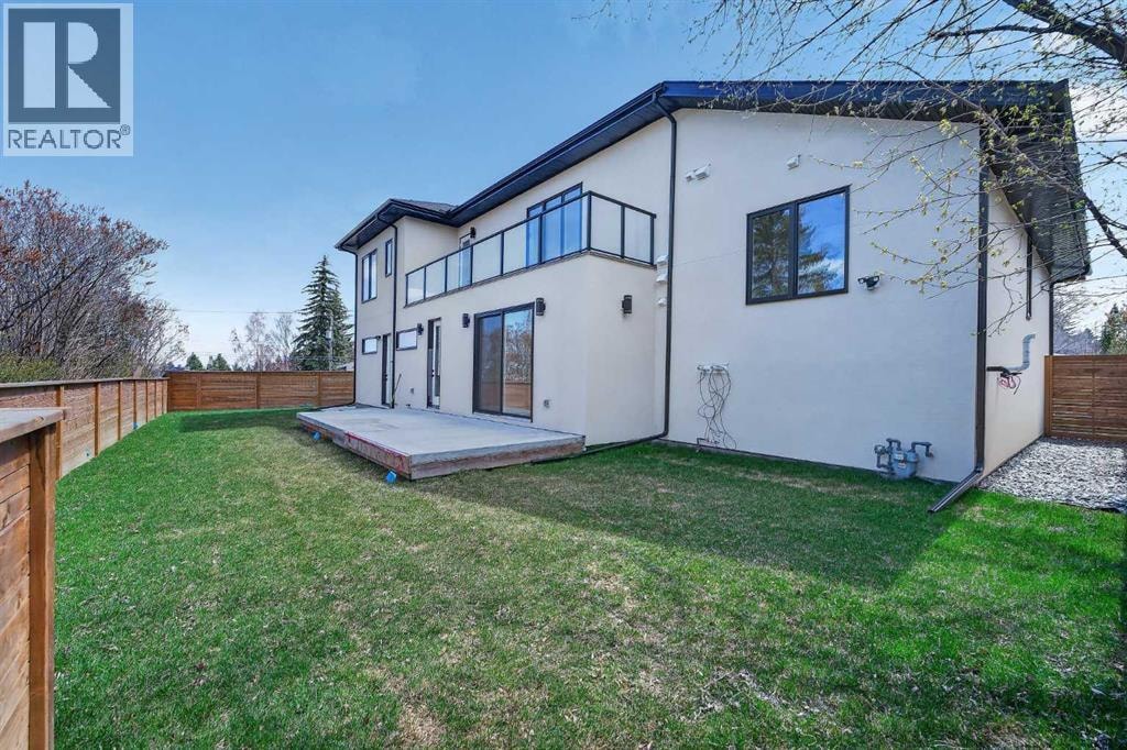 88 Woodlark Drive SW — photo 49