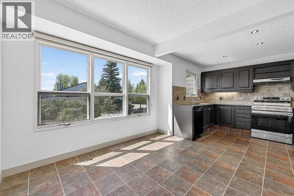 1, 185 Woodridge Drive SW — photo 17