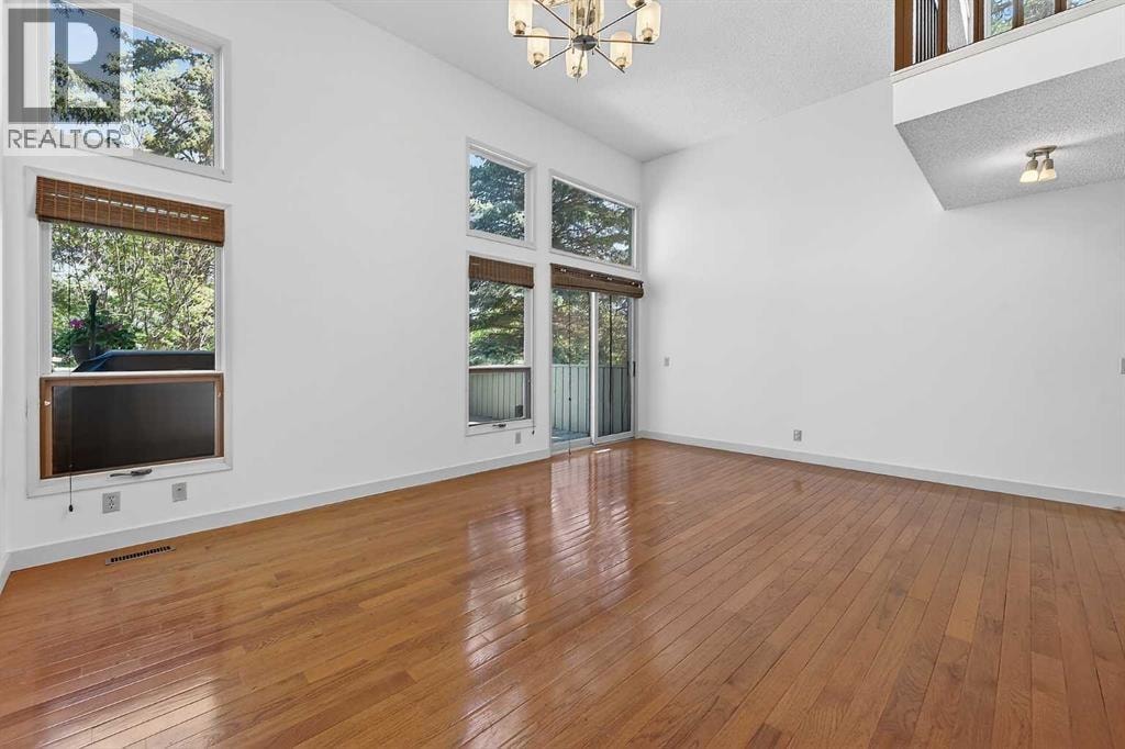 1, 185 Woodridge Drive SW — photo 10