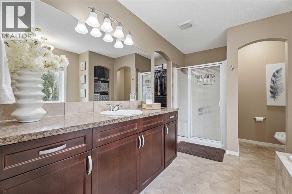 1198 Kingston Crescent SE — photo 26