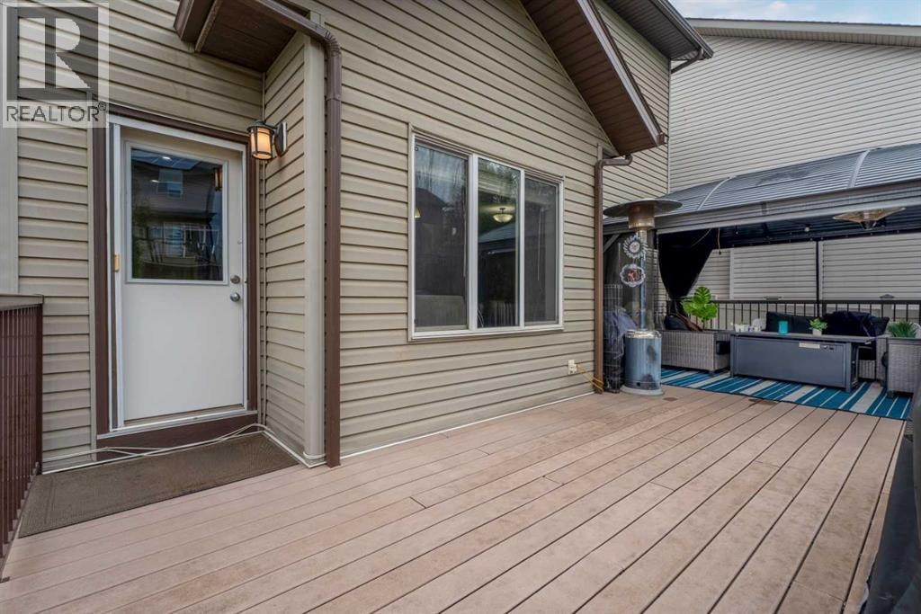 1198 Kingston Crescent SE — photo 38
