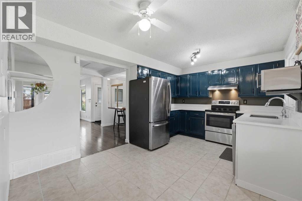 17 Abberfield Crescent NE — photo 9