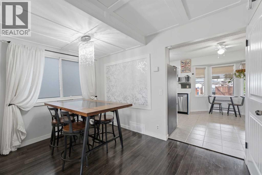 17 Abberfield Crescent NE — photo 3