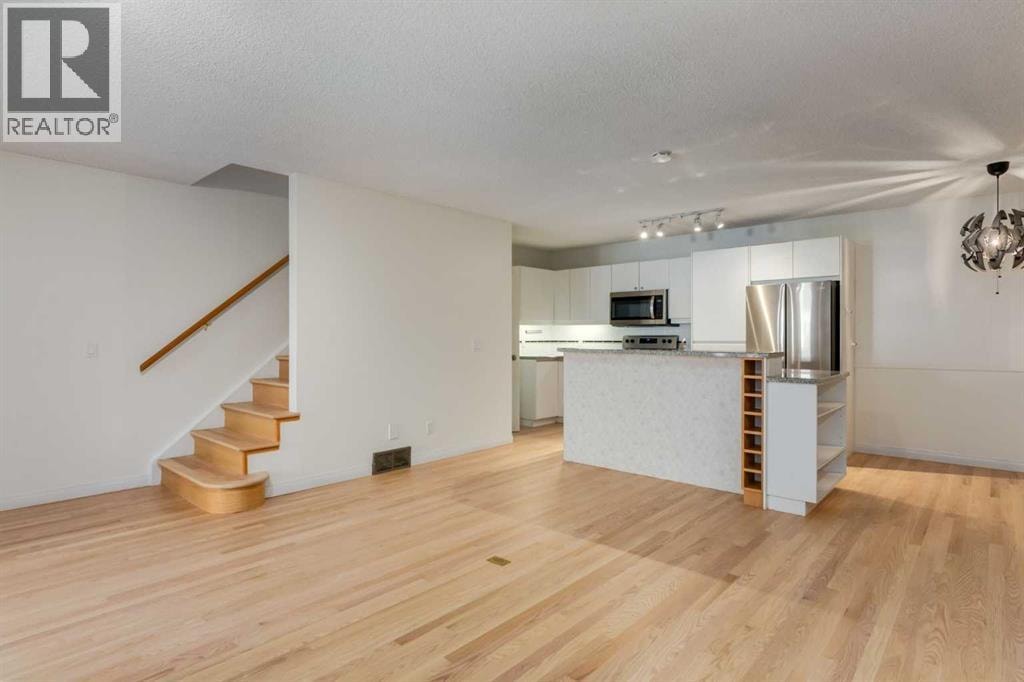 107 9 Street NW — photo 15