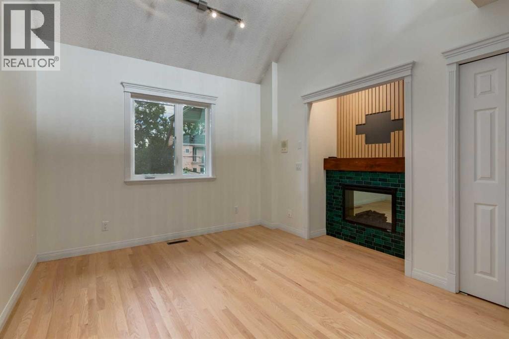 107 9 Street NW — photo 21