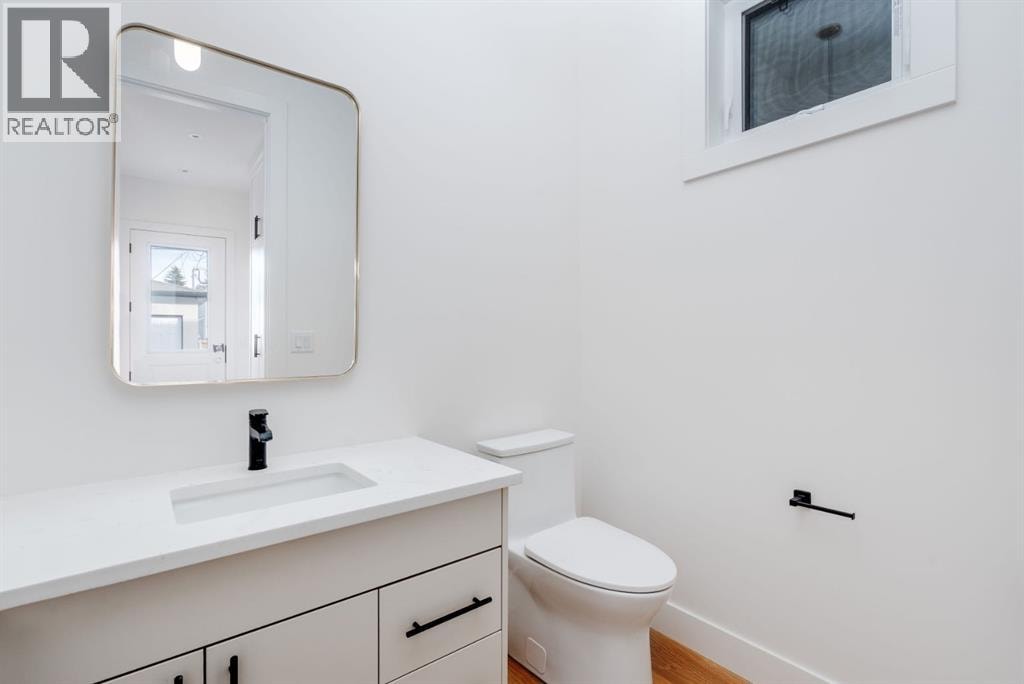 2229 36 Street SW — photo 36
