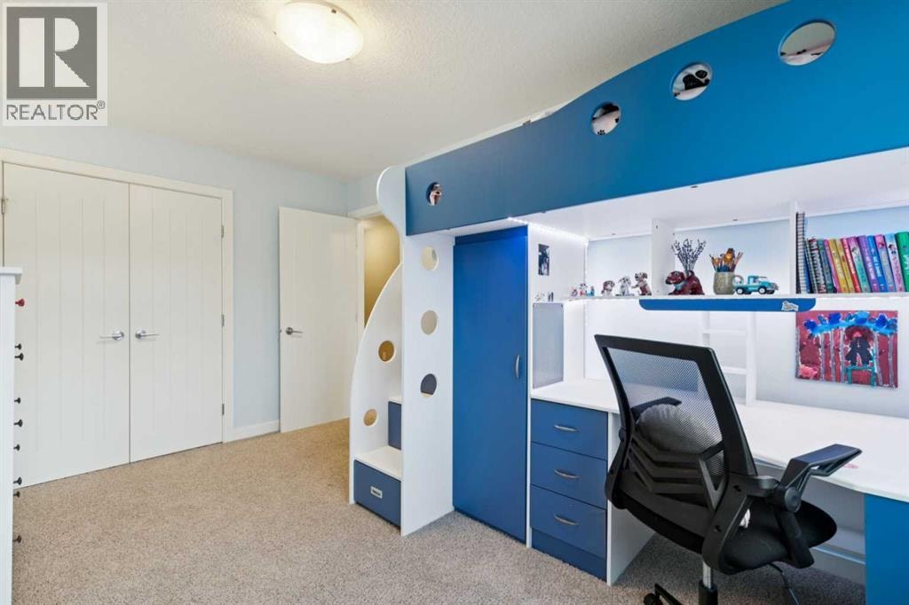 52 Marquis Crescent SE — photo 5