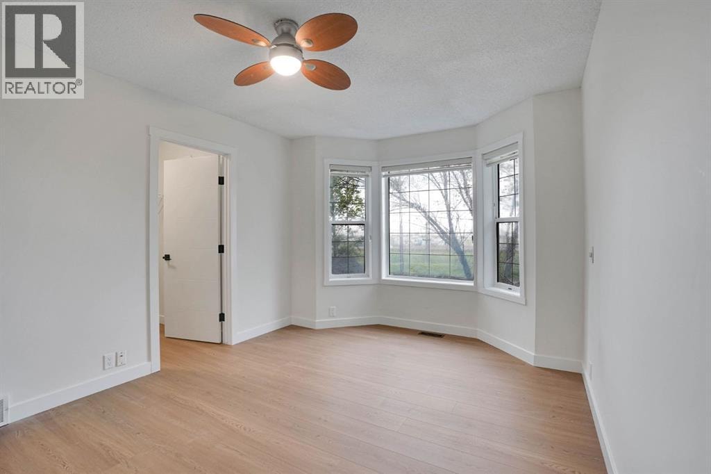 112 Martinglen Close NE — photo 20