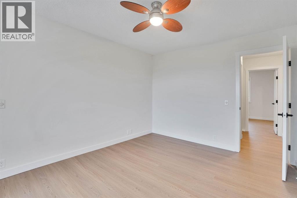 112 Martinglen Close NE — photo 22