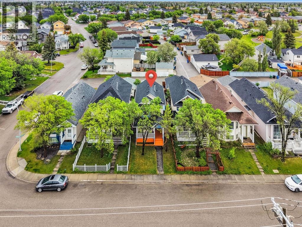 112 Martinglen Close NE — photo 36