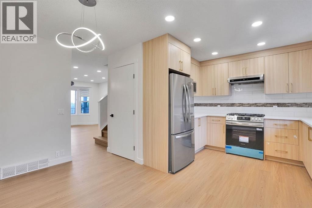 112 Martinglen Close NE — photo 9