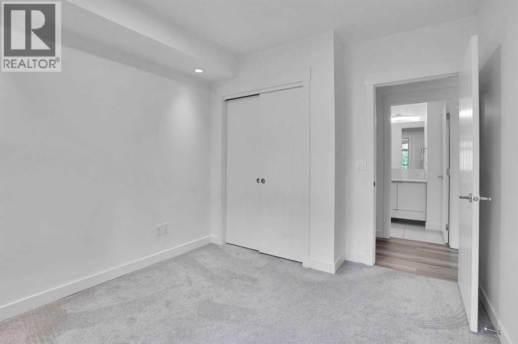 214, 15 Aspenmont Heights SW — photo 26
