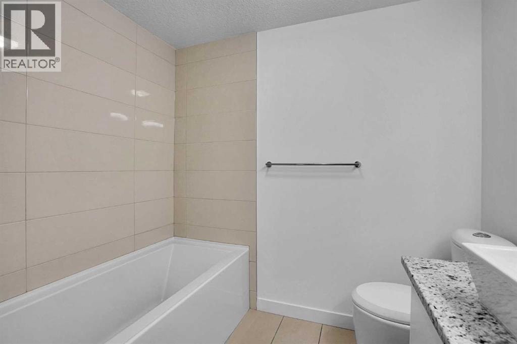 214, 15 Aspenmont Heights SW — photo 24