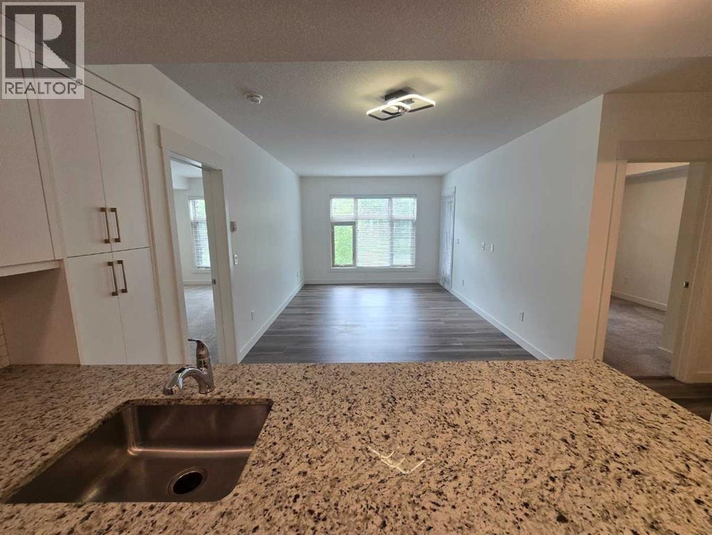 214, 15 Aspenmont Heights SW — photo 14