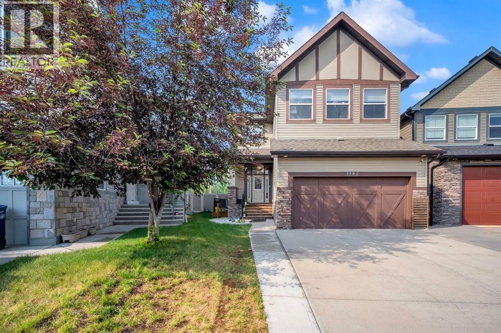1182 Kingston Crescent SE — photo 2