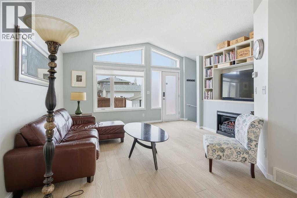 89 Prestwick Way SE — photo 12
