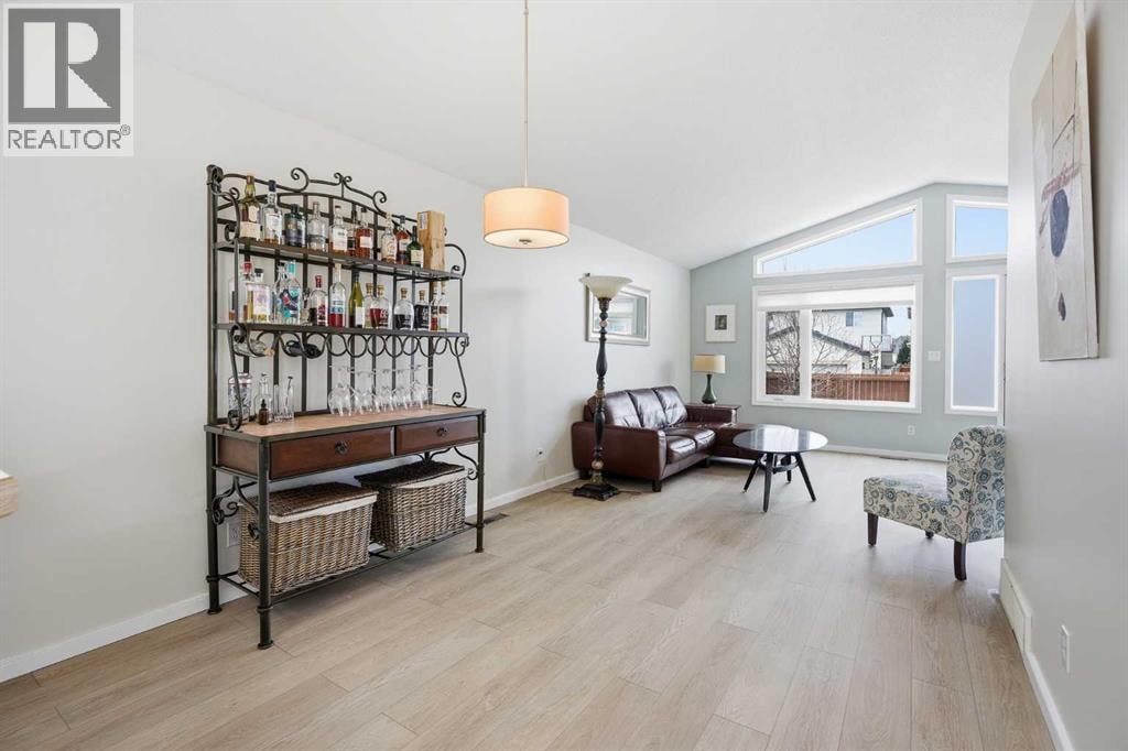 89 Prestwick Way SE — photo 11