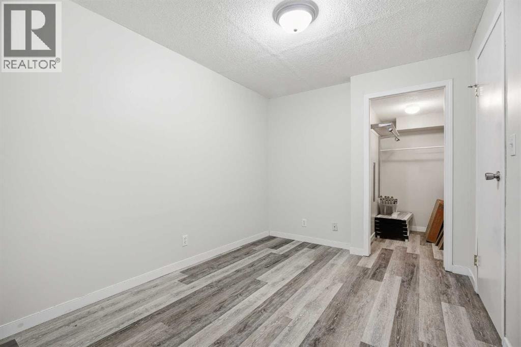 89 Prestwick Way SE — photo 32