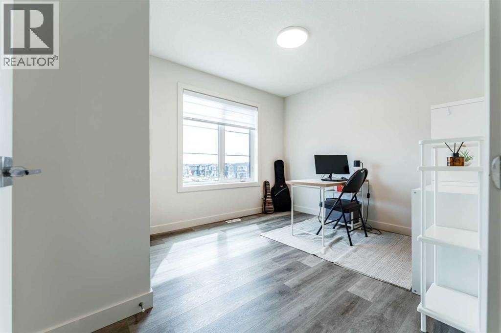 64 Waterford Terrace — photo 32