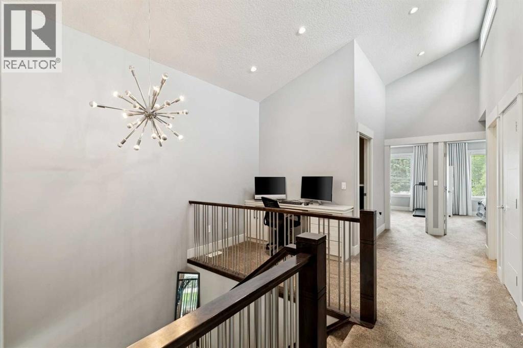 710 69 Avenue SW — photo 19