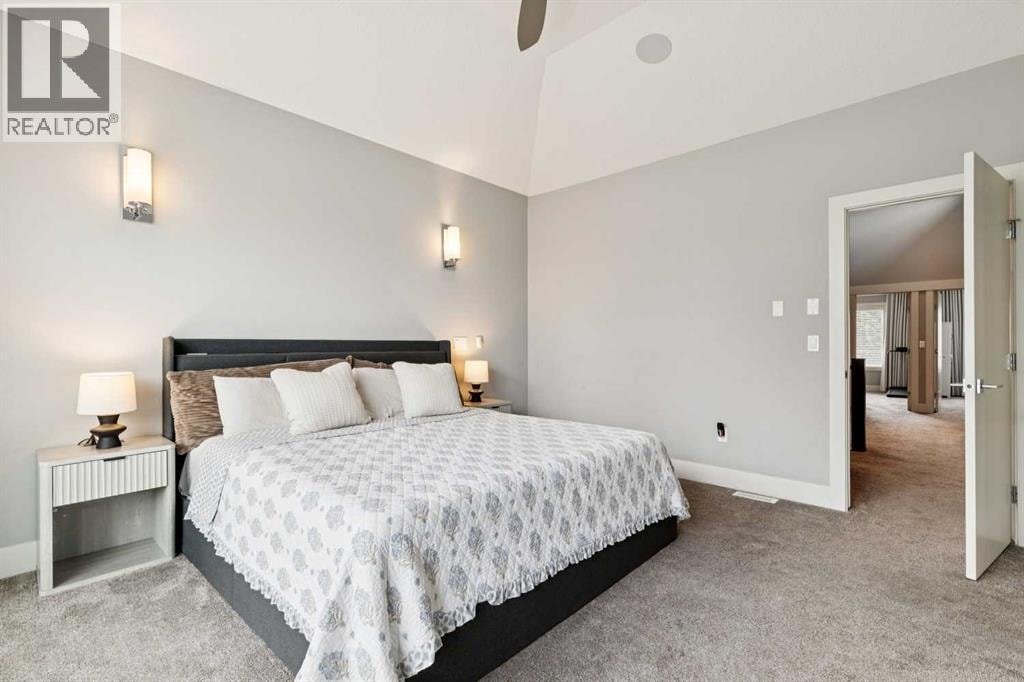 710 69 Avenue SW — photo 23