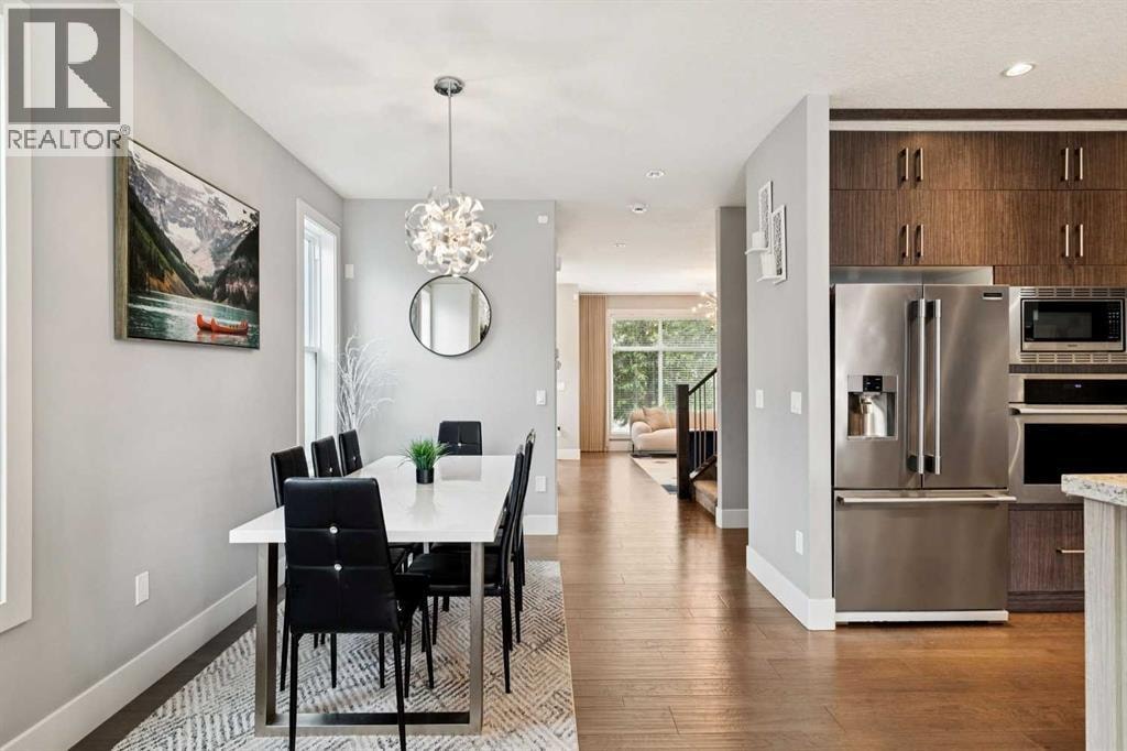 710 69 Avenue SW — photo 9