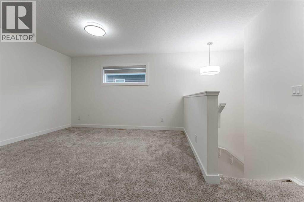 3222 CHINOOK WINDS Drive SW — photo 17