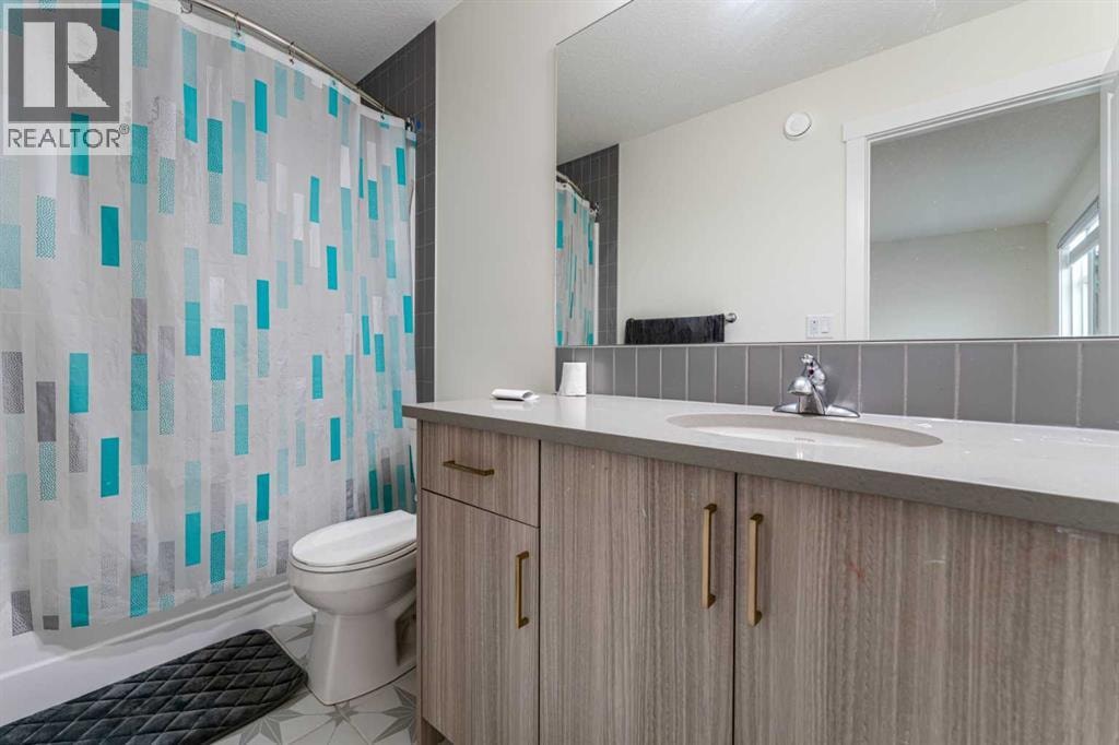 3222 CHINOOK WINDS Drive SW — photo 20