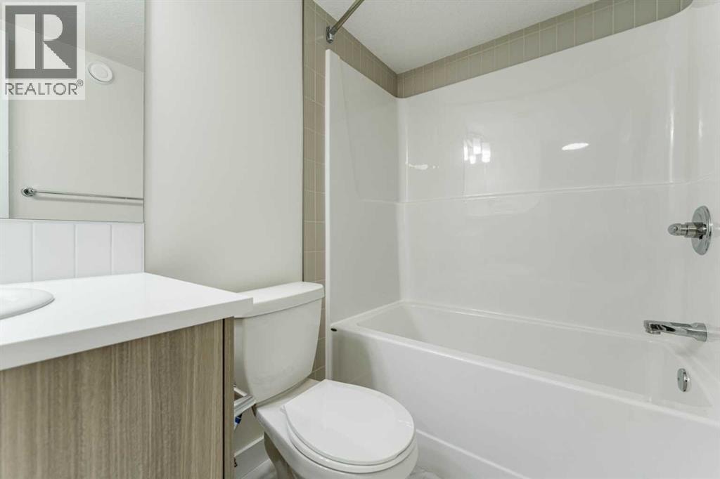 3222 CHINOOK WINDS Drive SW — photo 30