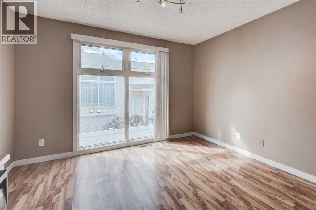 11452 8 Street SW — photo 14