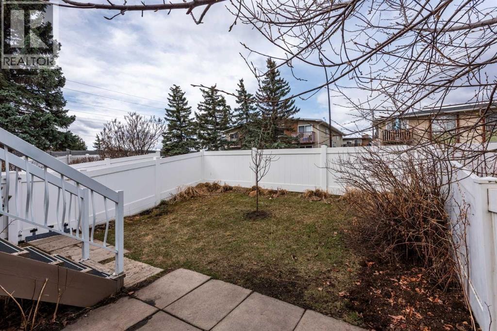 11452 8 Street SW — photo 28