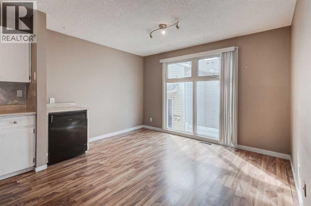 11452 8 Street SW — photo 13