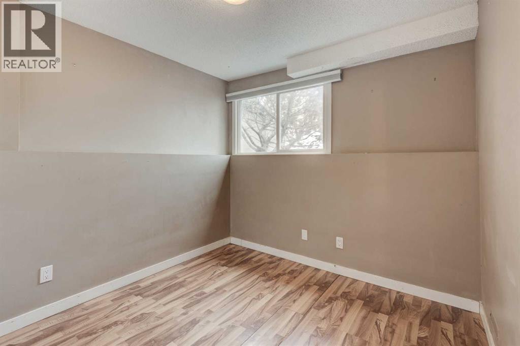 11452 8 Street SW — photo 22
