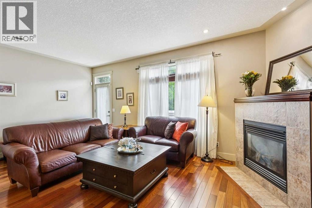 446 18 Avenue NE — photo 15