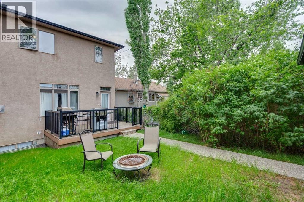446 18 Avenue NE — photo 39