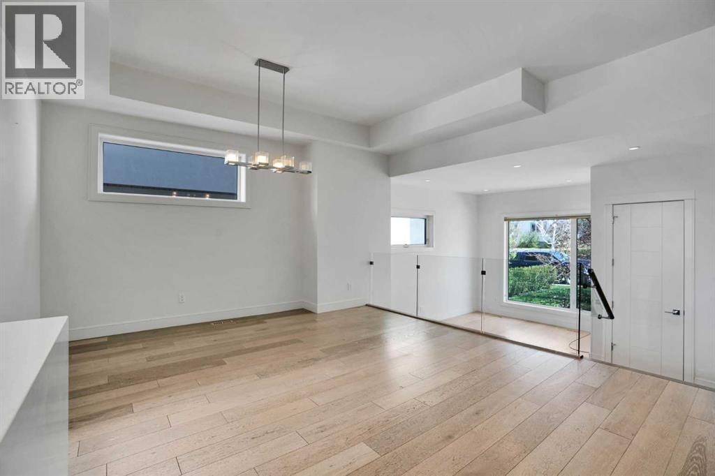 2505 21 Street SW — photo 11
