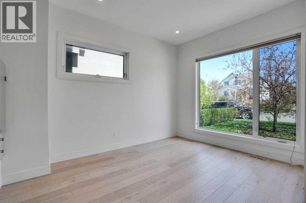 2505 21 Street SW — photo 5
