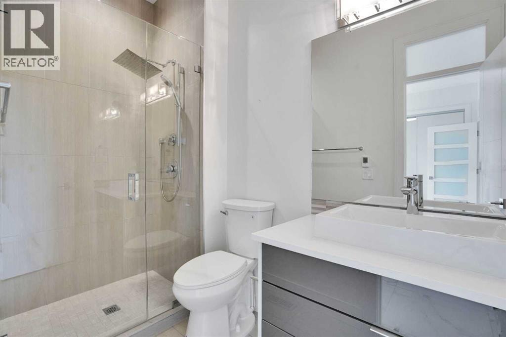 2505 21 Street SW — photo 31