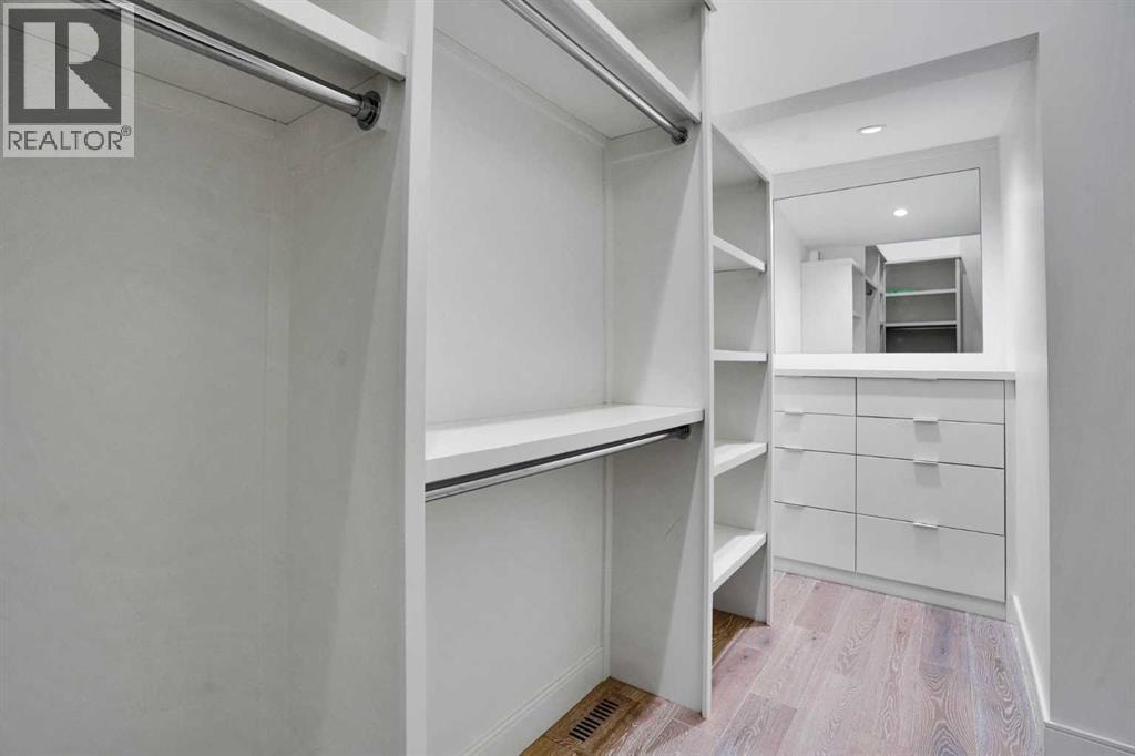 2505 21 Street SW — photo 27