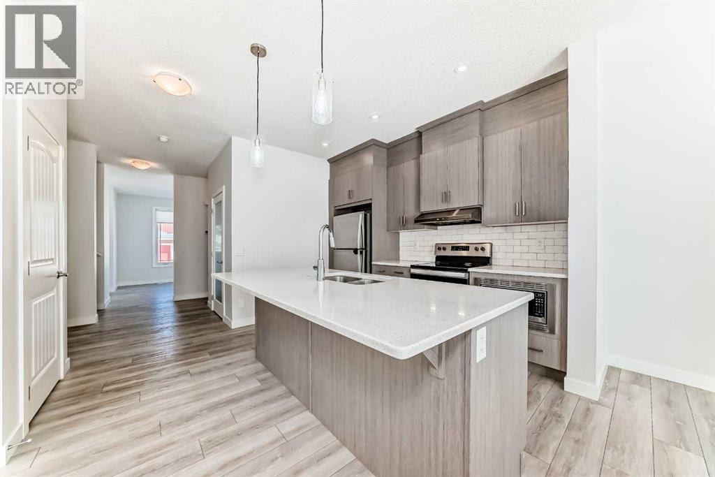 121 Ambleside Heath NW — photo 3