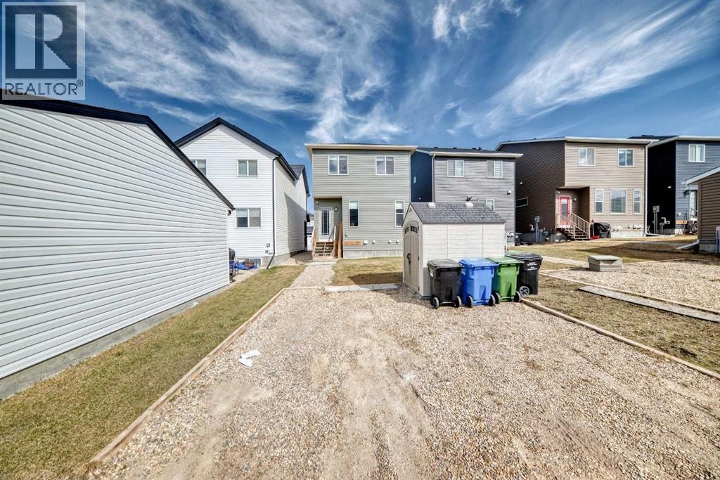 121 Ambleside Heath NW — photo 41