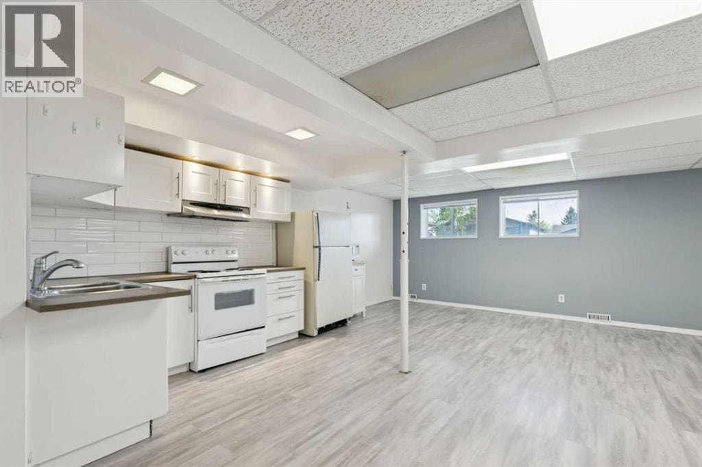 1121 Berkley Drive NW — photo 25