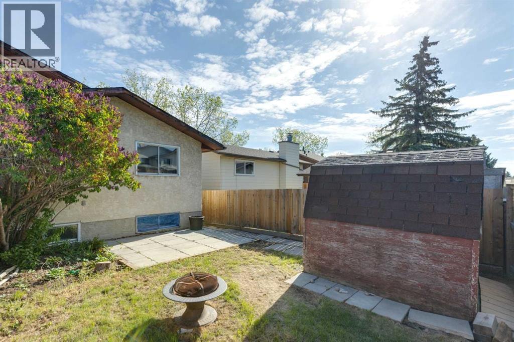 1121 Berkley Drive NW — photo 34