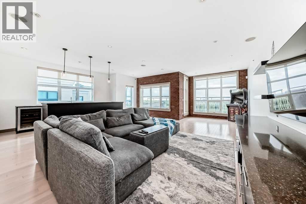 701 Aspen Meadows Hill SW — photo 40