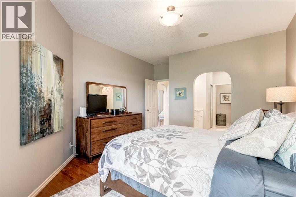 38 Kincora Terrace NW — photo 18