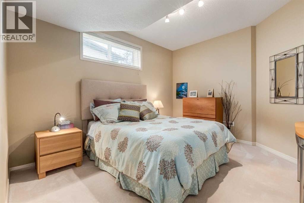 38 Kincora Terrace NW — photo 29