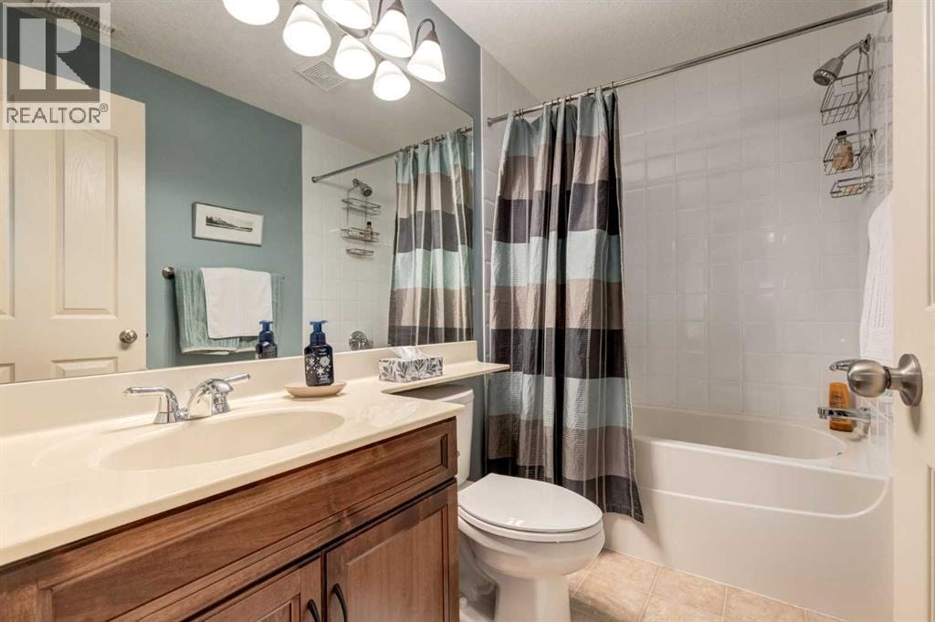 38 Kincora Terrace NW — photo 30