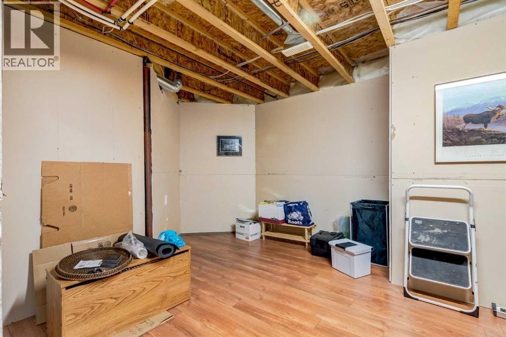 38 Kincora Terrace NW — photo 32