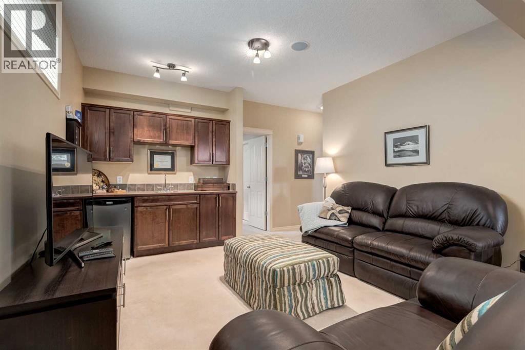38 Kincora Terrace NW — photo 27