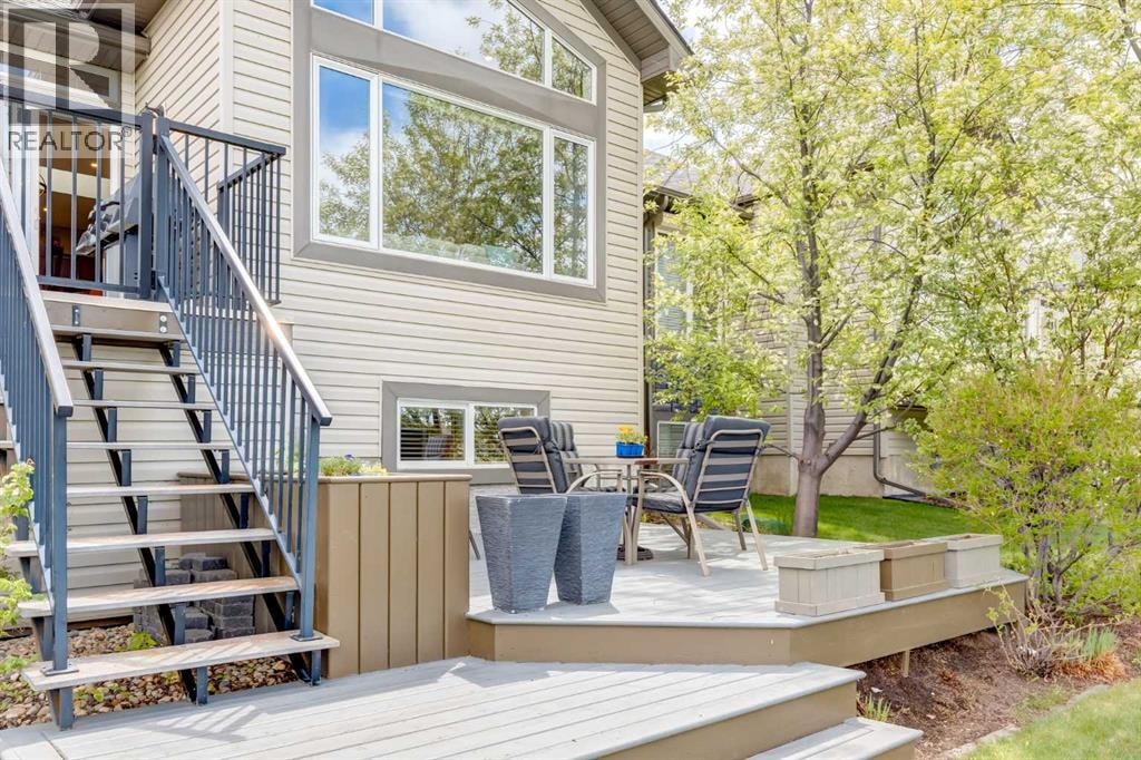 38 Kincora Terrace NW — photo 35